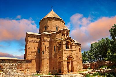 کلیسای صلیب مقدس وان در ترکیه
