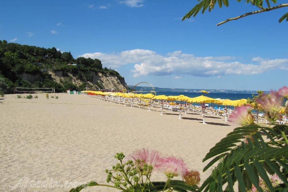 ساحل ماسه های طلایی (گلدن سندز) وارنا - بلغارستان | علاءالدین تراول