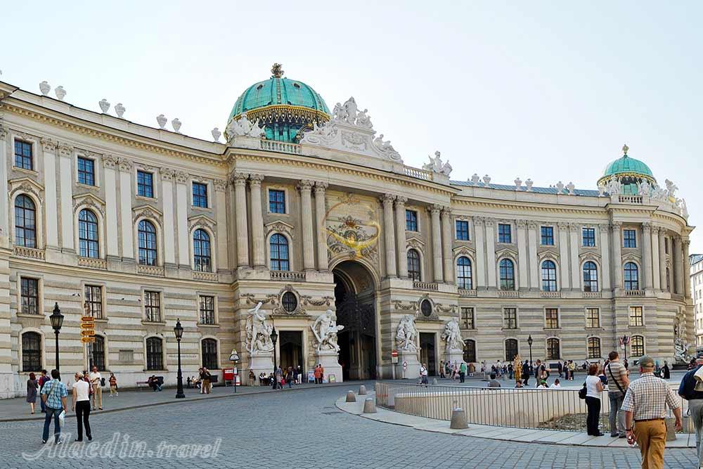 کاخ هافبورگ وین - اتریش | علاءالدین تراول