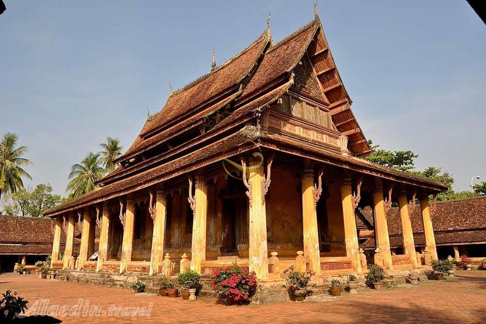 معبد وات سی ساکت در وین تیان | علاءالدین تراول