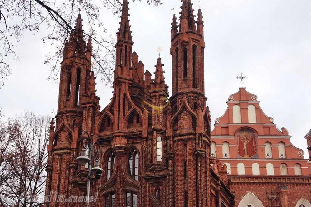 کلیسای سنت آن در ویلنیوس - لیتوانی | علاءالدین تراول