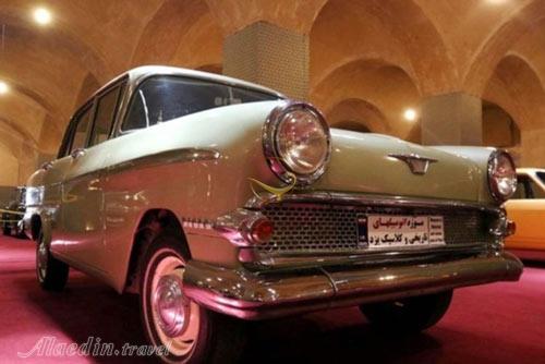 موزه اتومبیل های تاریخی،کلاسیک و دست ساز یزد