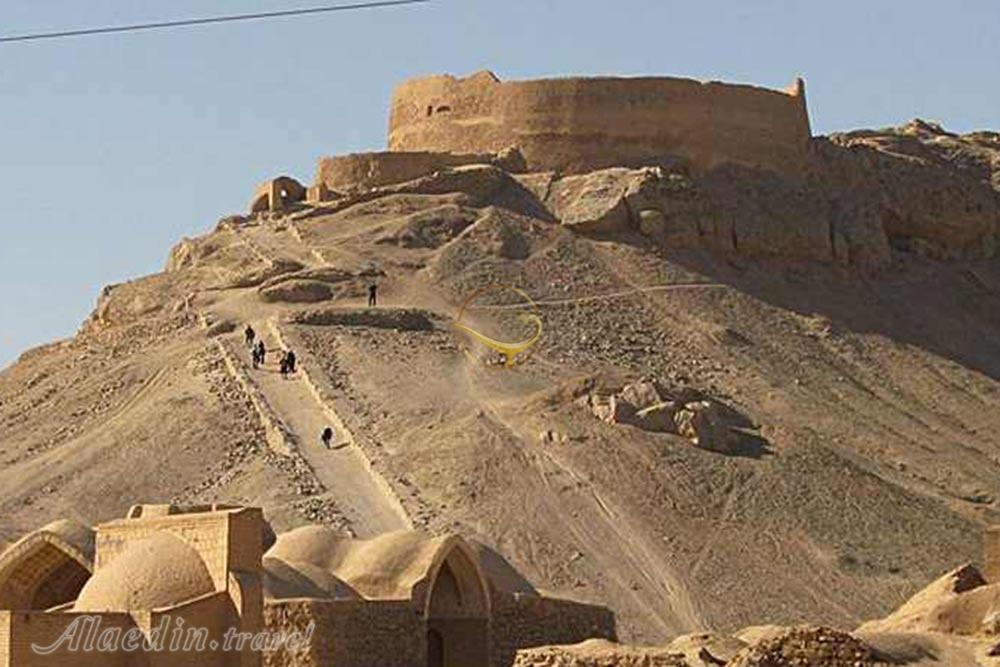 دخمه زرتشتیان یزد | علاءالدین تراول