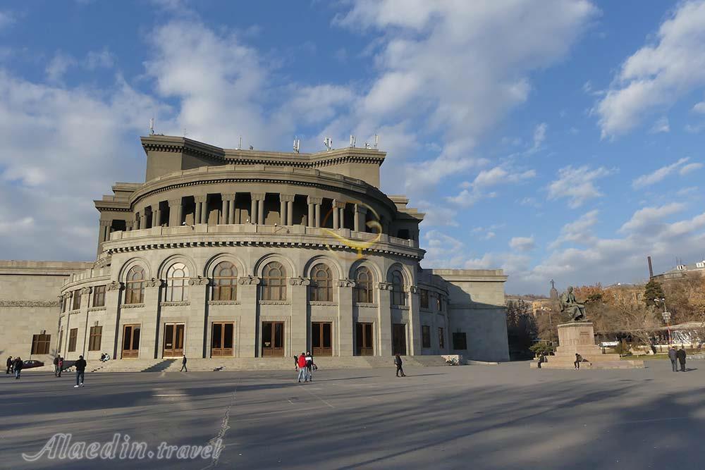 میدان آزادی ایروان | علاءالدین تراول