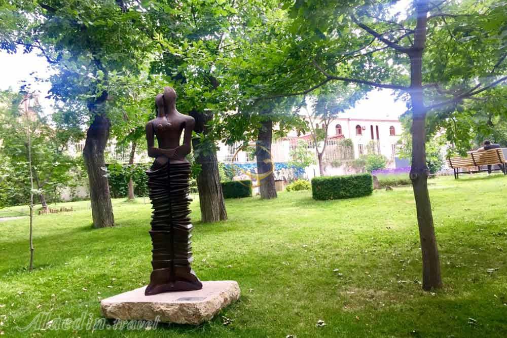 پارک عشاق در ایروان - ارمنستان | علاءالدین تراول