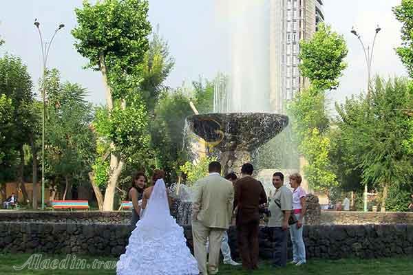 پارک عشاق در ایروان - ارمنستان