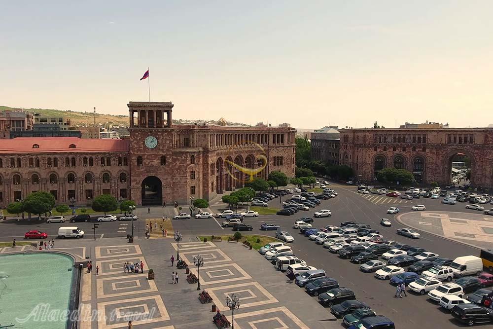 میدان جمهوری ایروان ارمنستان | علاءالدین تراول