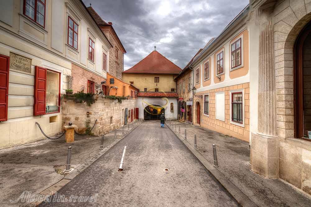 دروازه سنگی زاگرب | علاءالدین تراول