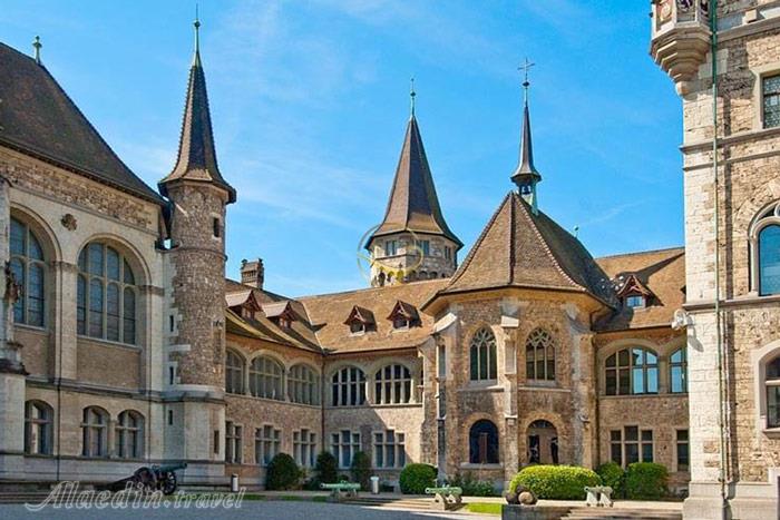 موزه ملی سوئیس در زوریخ