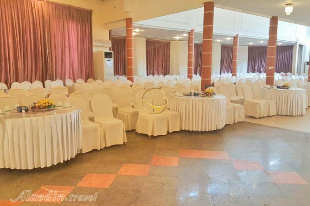 سالن چندمنظوره هتل اسپیناس آستارا | علاءالدین تراول