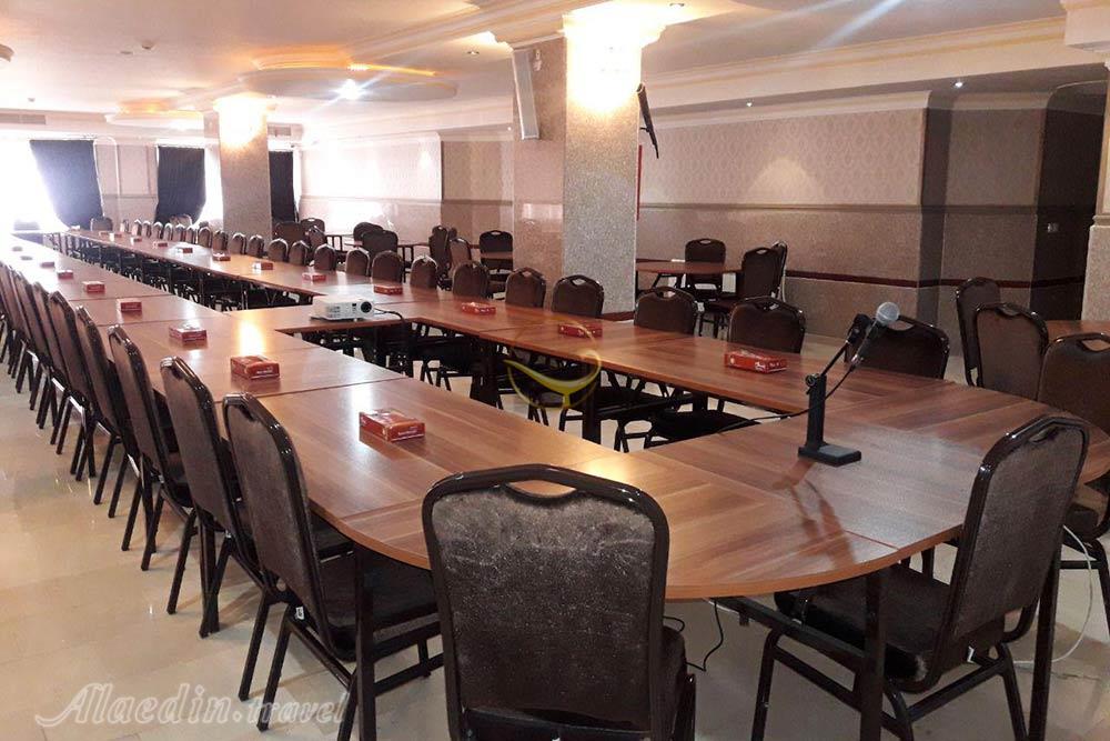 سالن هتل بام بروجن چهارمحال و بختیاری | علاءالدین تراول