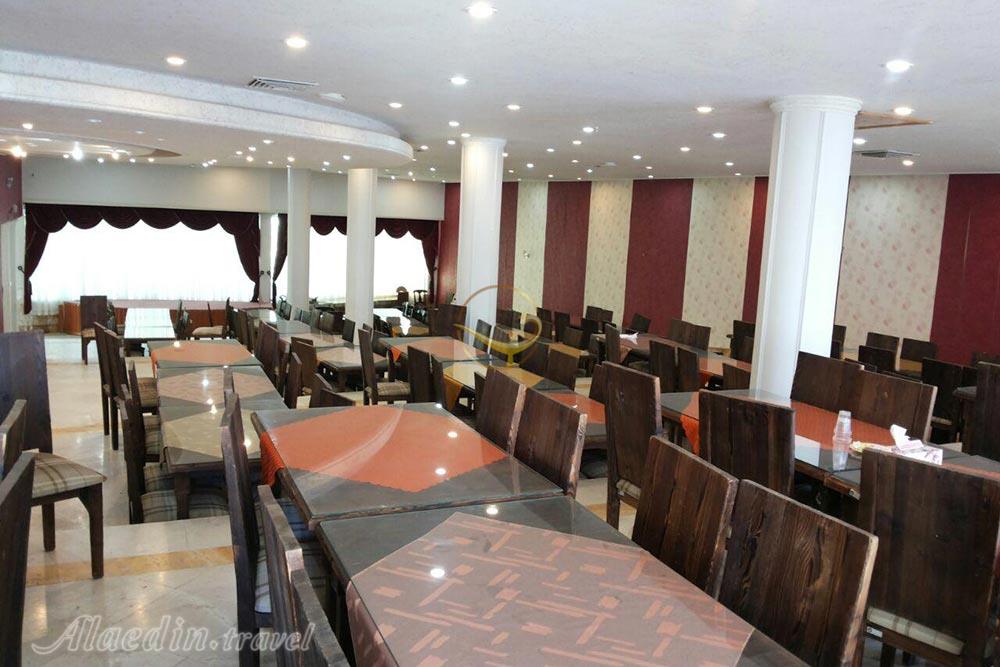 تالار میلاد هتل زاگرس بروجرد | علاءالدین تراول