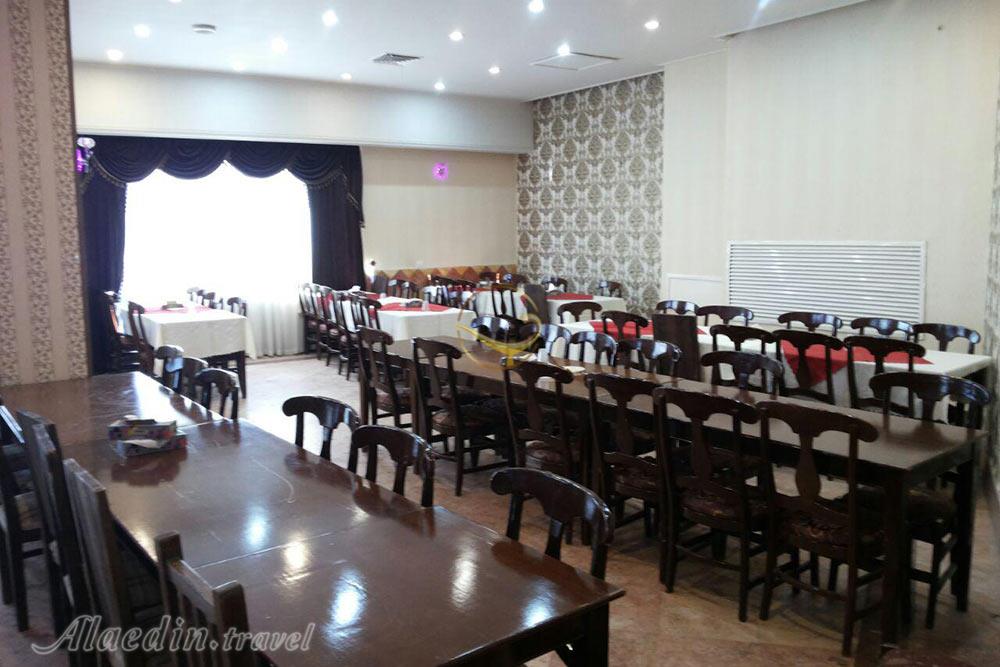 سالن نور هتل زاگرس بروجرد | علاءالدین تراول