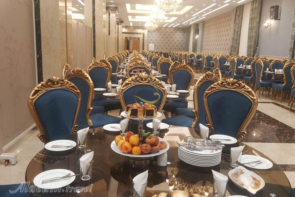 سالن سمینار هتل امیران 2 همدان | علاءالدین تراول