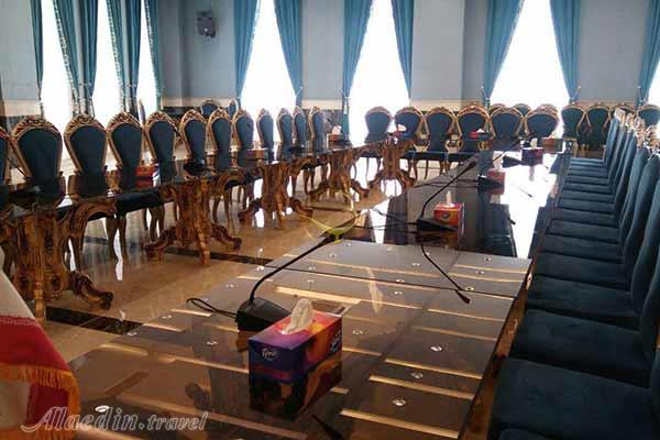 سالن سمینار هتل امیران دو همدان