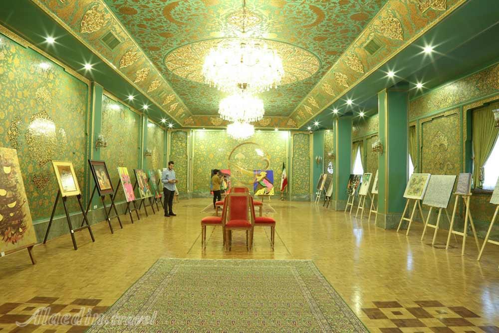 سالن زرین هتل عباسی اصفهان | علاءالدین تراول