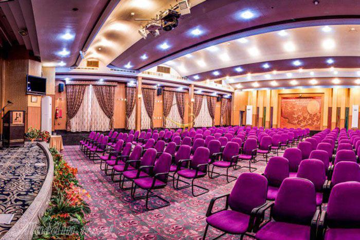 سالن اجتماعات هتل آسمان اصفهان