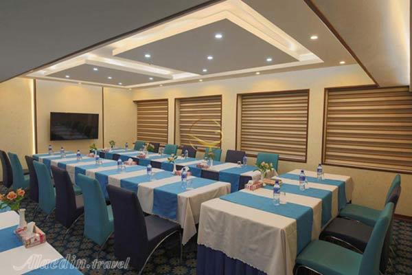 سالن ترنج هتل پارسیان کوثر اصفهان | علاءالدین تراول