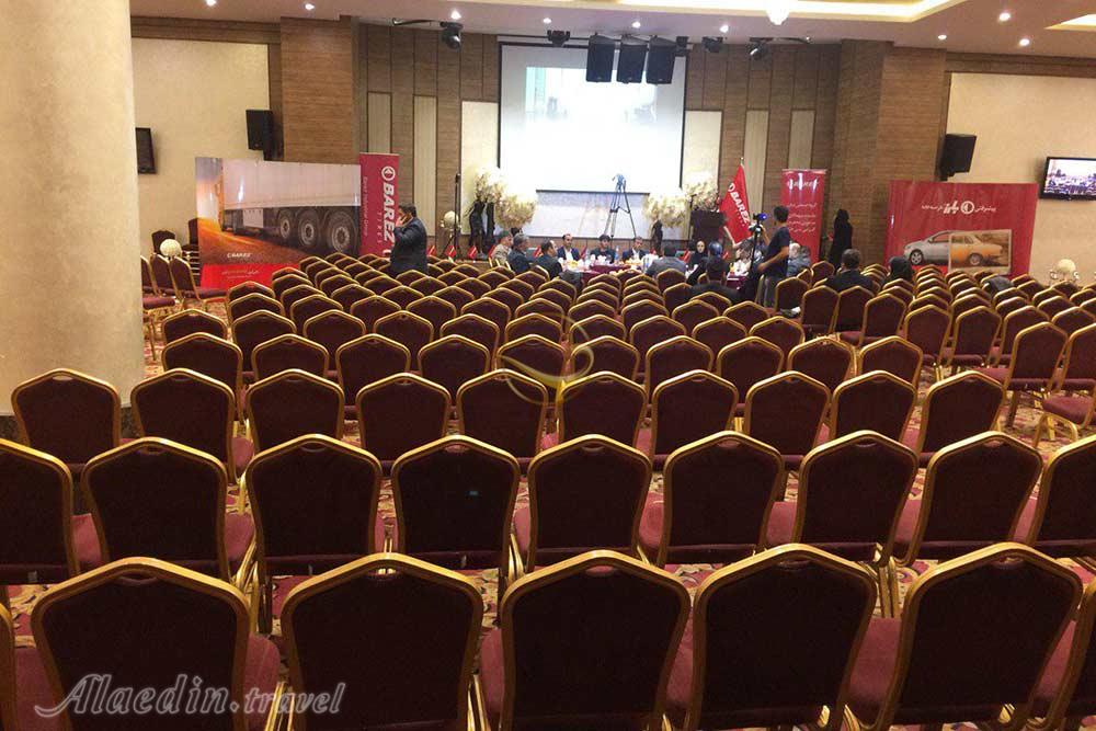 تالار لوتوس کرج | علاءالدین تراول