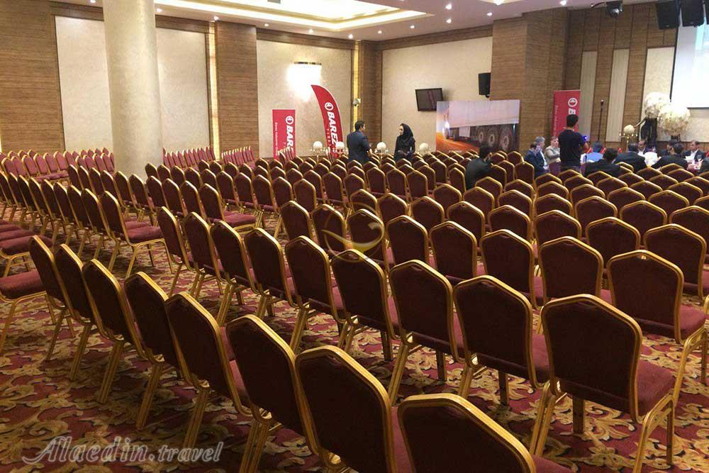 سالن شماره 2 تالار لوتوس کرج | علاءالدین تراول