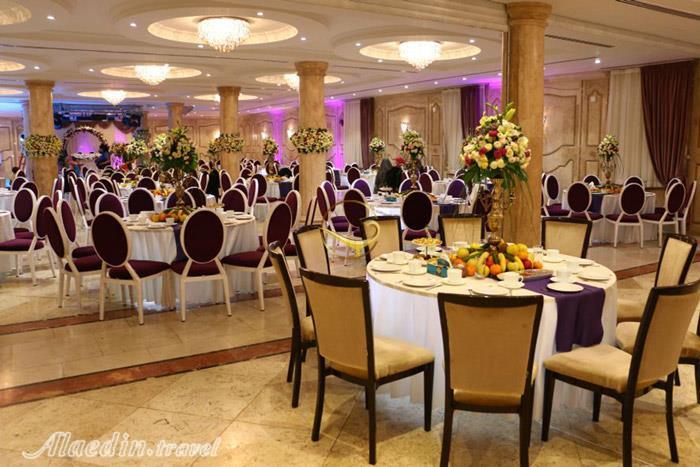 سالن های باغ بهرامی کرمان | علاءالدین تراول