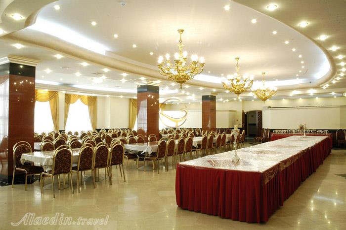 سالن پارسیان 1 هتل پارسیان مشهد | علاءالدین تراول