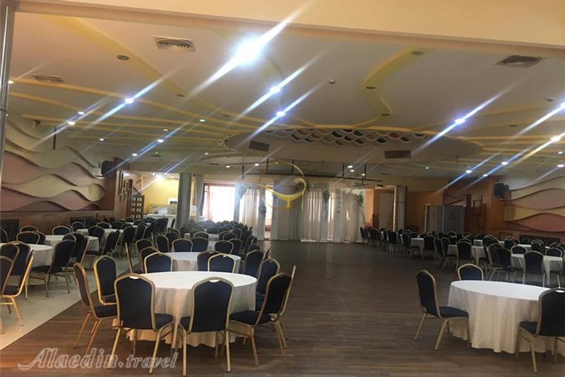 سالن ماه هتل توریست توس مشهد | علاءالدین تراول