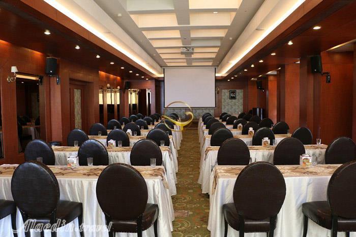 مجموعه سالن های هتل بزرگ شیراز | علاءالدین تراول