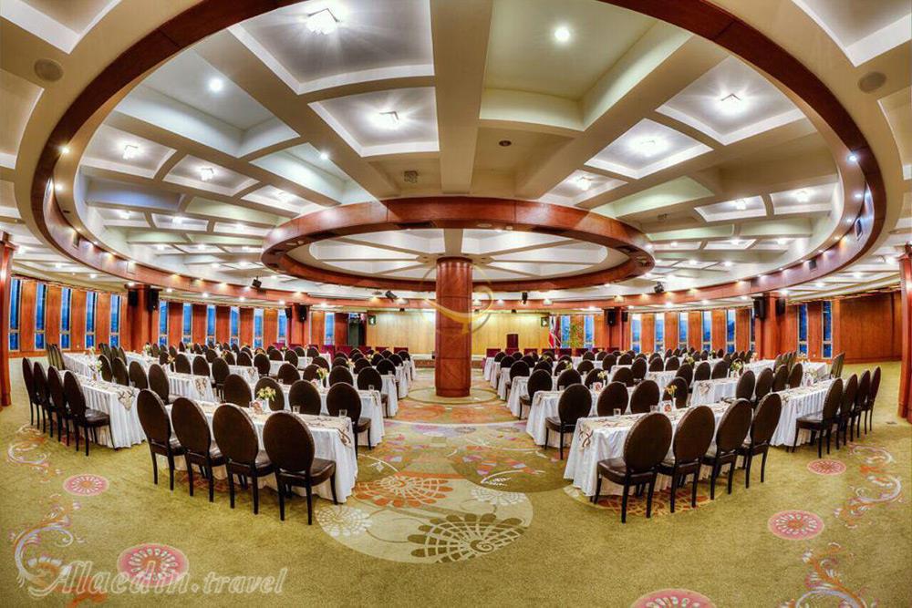 سالن وصال شیرازی هتل بزرگ شیراز | علاءالدین تراول