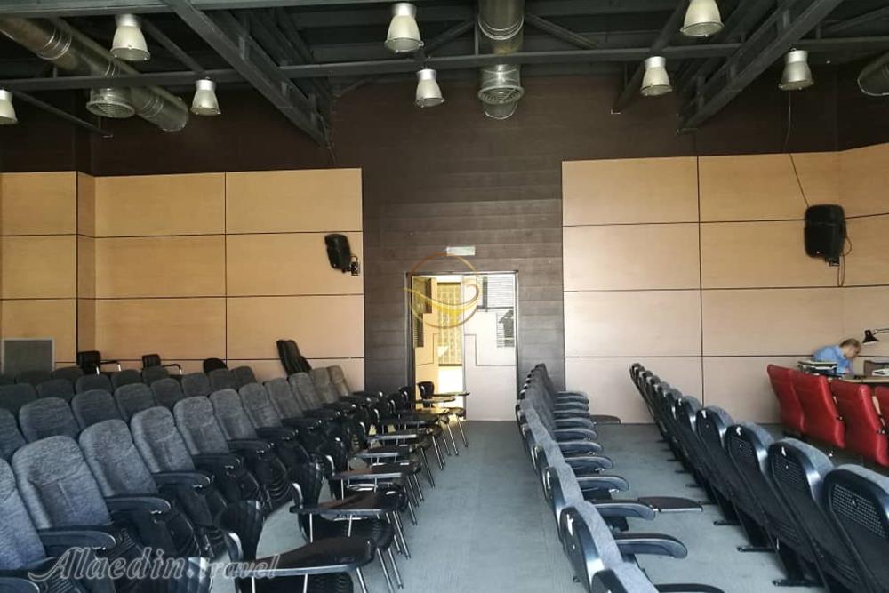 سالن همایش های برج IT شیراز | علاءالدین تراول