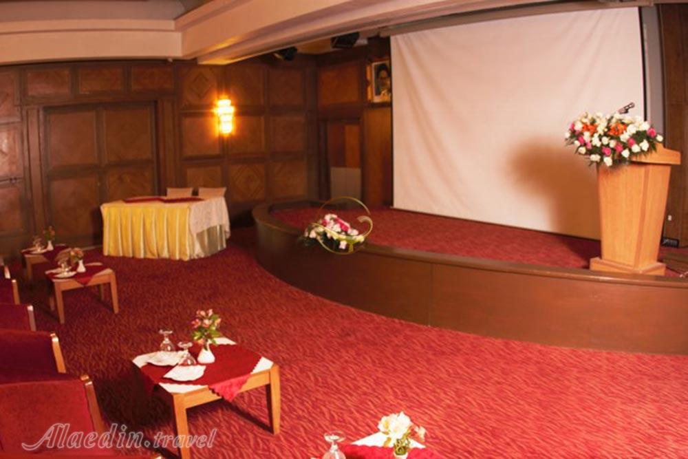 سالن زمرد هتل پارس شیراز | علاءالدین تراول