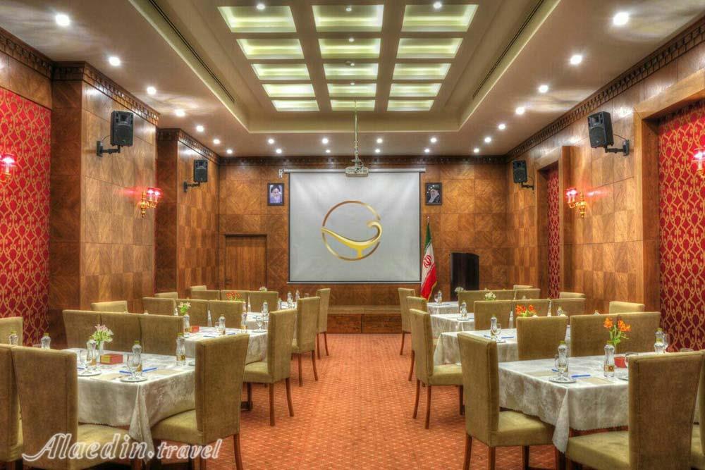 سالن های هتل زندیه شیراز | علاءالدین تراول
