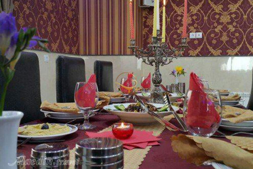 سالن های هتل استقبال تبریز | علاءالدین تراول