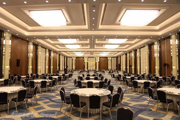 سالن لاله یک هتل لاله پارک تبریز