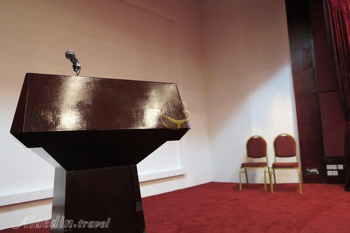 سالن آمفی تئاتر هتل پارس ائل گلی تبریز