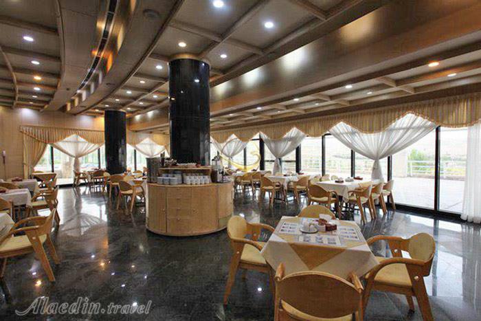 سالن الماس هتل پارس ائل گلی تبریز