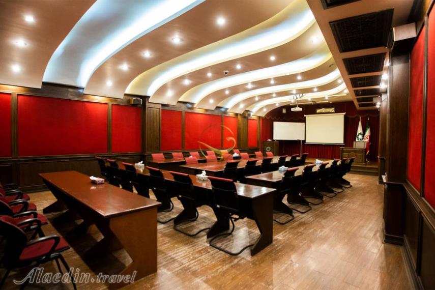 سالن جابر ابن حیان مجموعه کانون اسلامی انصار | علاءالدین تراول