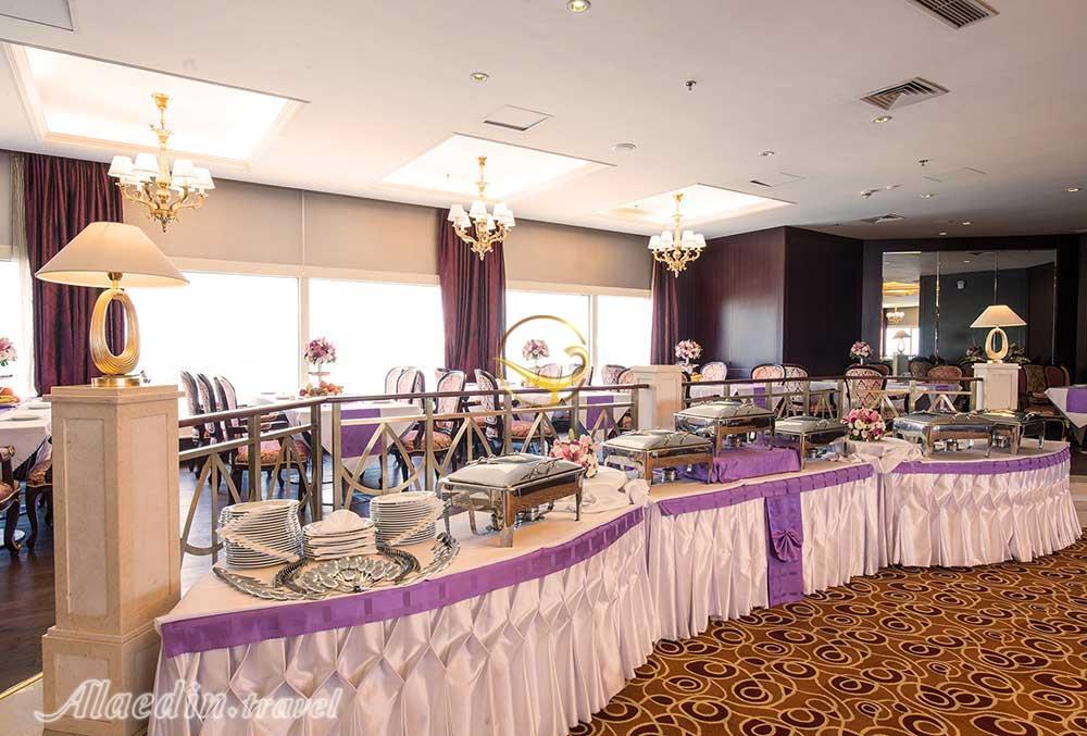 سالن های هتل پارسیان آزادی تهران | علاءالدین تراول