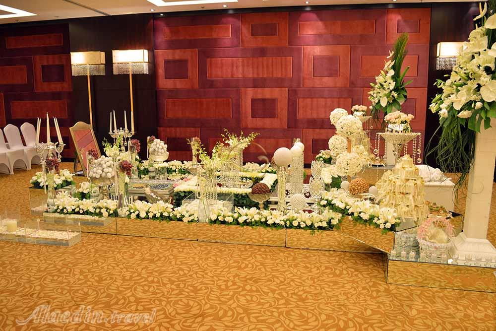 سالن زمرد هتل پارسیان آزادی تهران | علاءالدین تراول