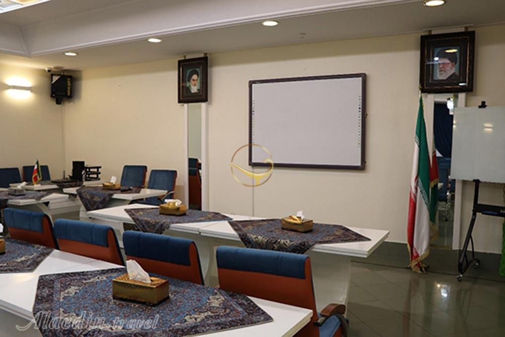 سالن همایش زیتون هتل بستان تهران | علاءالدین تراول