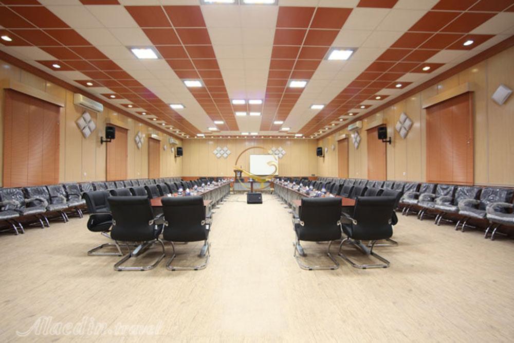 سالن نگین هتل ارم تهران |  علاءالدین تراول