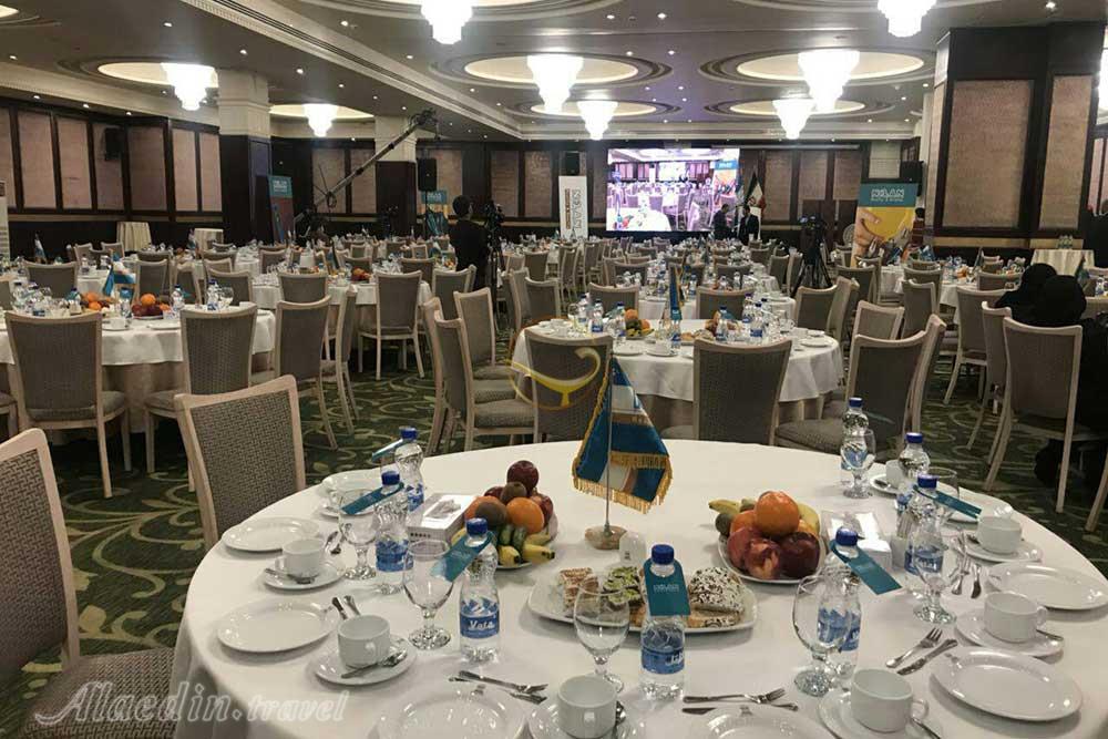 سالن پاسارگاد هتل اسپیناس تهران | علاءالدین تراول