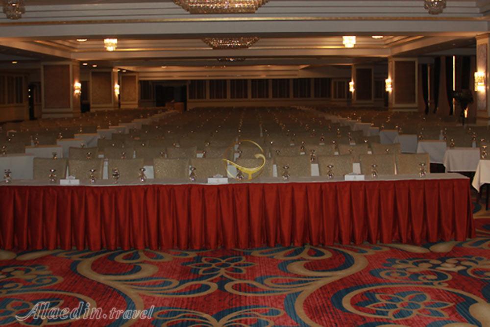 سالن امیران یک هتل اسپیناس پالاس تهران | علاءالدین تراول