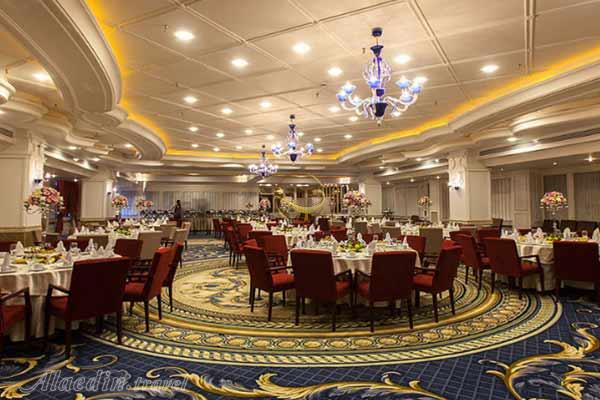 تالار پارسه یک هتل اسپیناس پالاس تهران