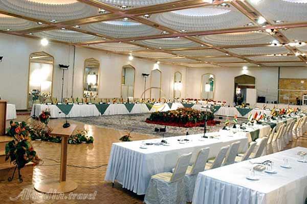 سالن دریای نور هتل پارسیان استقلال تهران