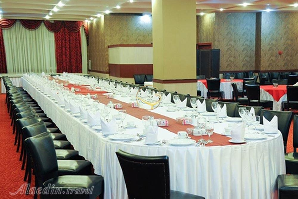 سالن یاس 2 هتل پارسیان استقلال تهران | علاءالدین تراول