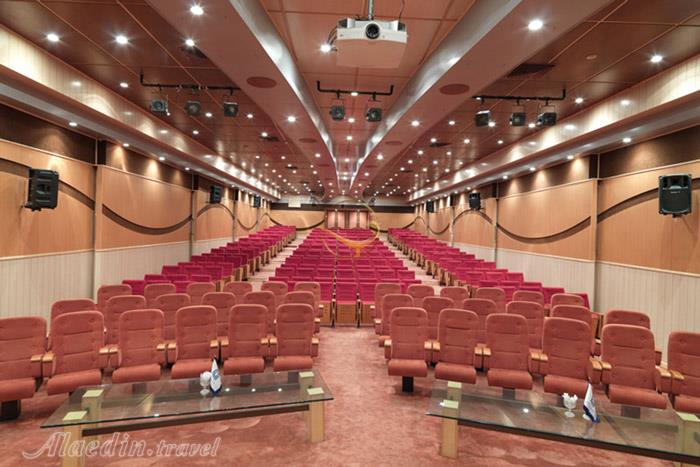 سالن کوه نور هتل فردوسی تهران | علاءالدین تراول