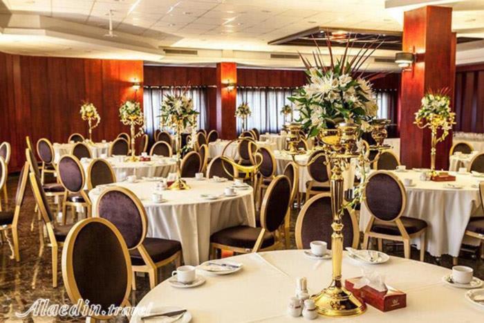 سالن های هتل هویزه تهران | علاءالدین تراول