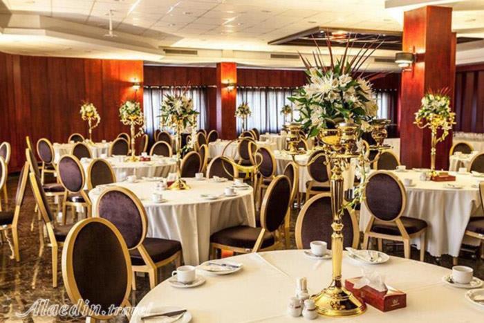 سالن های هتل هویزه تهران | علاءالدین تراول