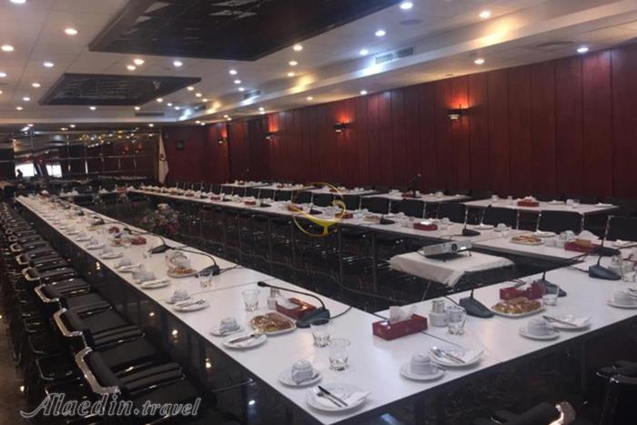 سالن ملل هتل هویزه تهران